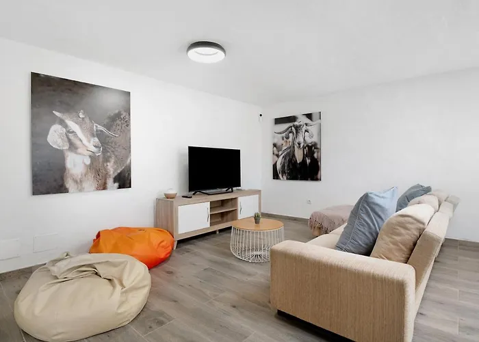 La Orilla Del Volcan * Yaiza (Lanzarote)