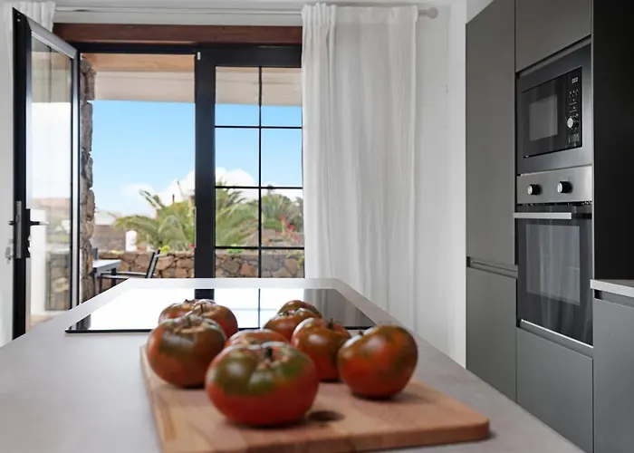 La Orilla Del Volcan *