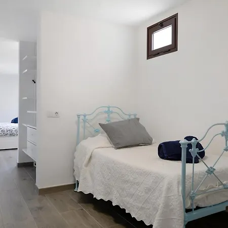 La Orilla Del Volcan * Yaiza (Lanzarote)